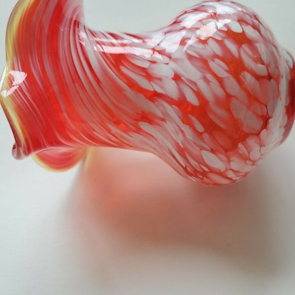 Fenton Style Rainbow Art Red Yellow White Spatter Glass Ruffled Crimped Rim Vase - Picture 5 of 10